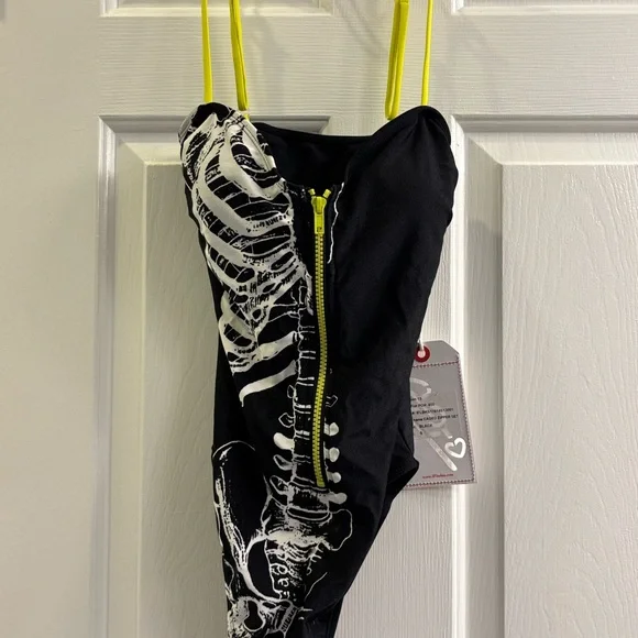 Skeleton Caged Zipper Monokini Swimsuit - Picture 4 of 15